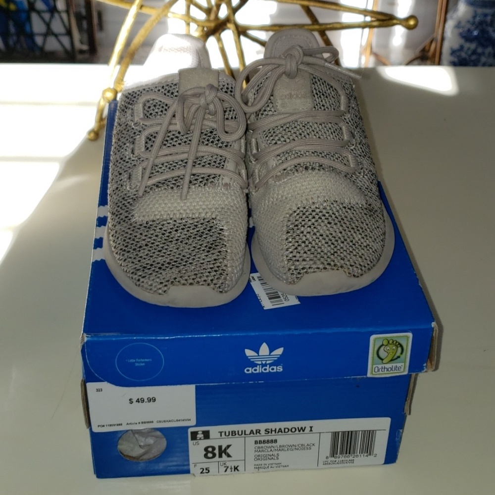 Unisex sneakers